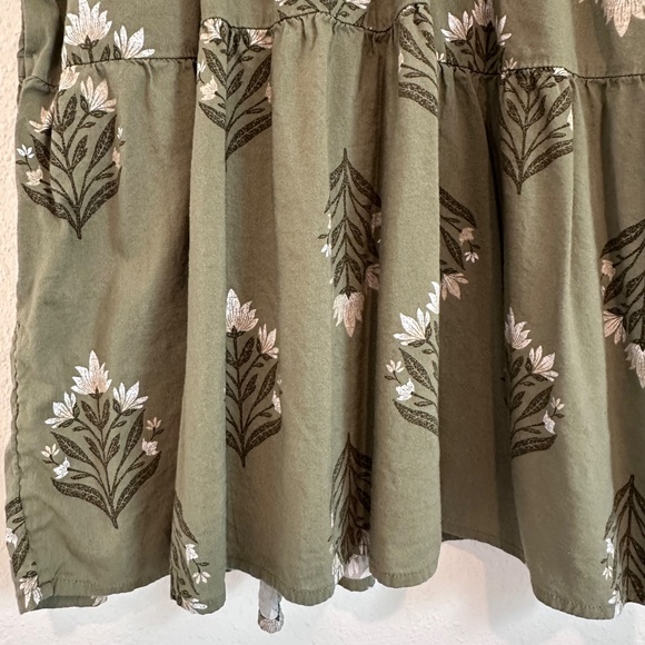 Old Navy V-Neck Mini Swing Dress, Olive Print, Size Large - Picture 7 of 8